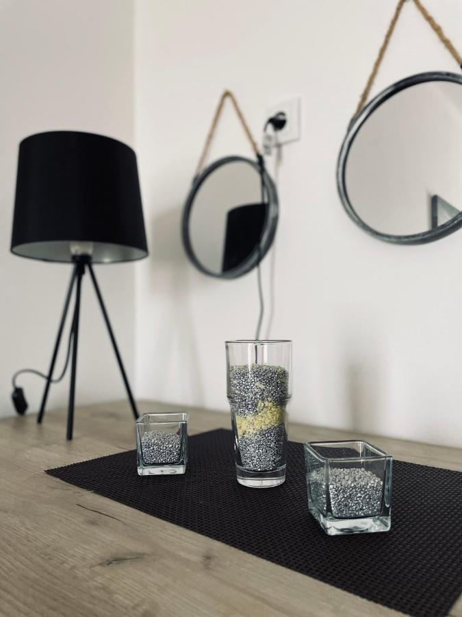 Casa Nita Apartment อุลซิน ภายนอก รูปภาพ